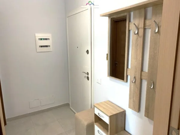 Tirane, jepet me qera apartament 1+1 Kati 6, 60 m² 550 € (Kompleksi Arlis, Farmacia 10)