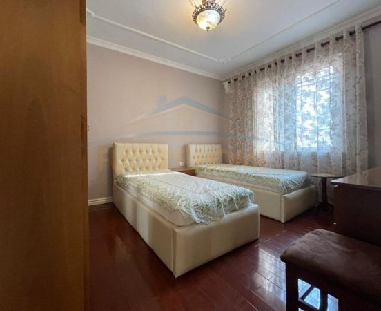 Qera, Apartament 2+1+2, Bllok 850 €