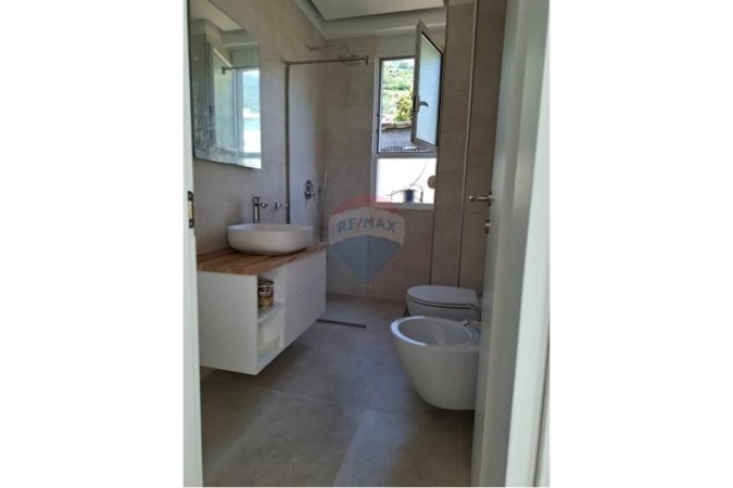 Vlore - Lungomare, shitet apartament 1+1+Ballkon , 46 m² 92.600 € (Uji i Ftohtë, Rruga Dhimitër Konomi, Vlorë)