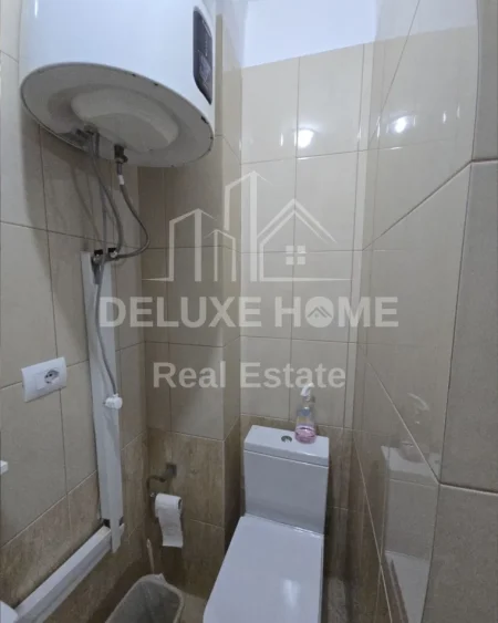 Tirane, jepet me qera apartament 2+1 Kati 1, 98 m² 600 € 