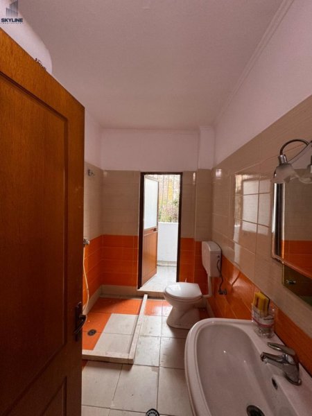 Tirane, shitet apartament 1+1 Kati 0, 59 m² 90.000 € (Pallati me Shigjeta)