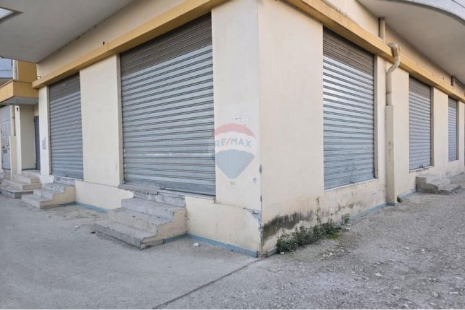 Vlore, shitet garazh | post parkimi , 203 m² (Skelë, Vlorë)