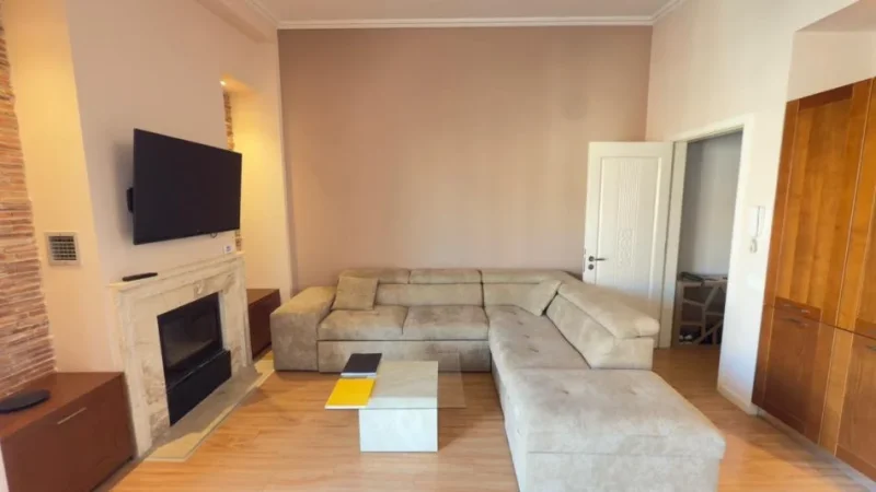Tirane, shes apartament 2+1+2+verande Kati 7, 98 m² 175.000 €