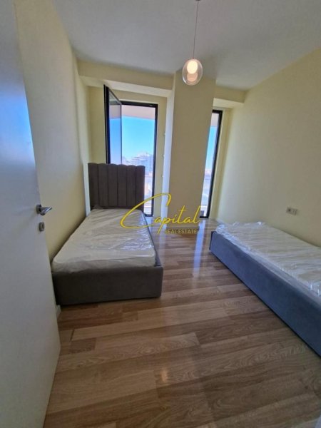 Tirane, jepet me qera apartament 2+1 Kati 6, 94 m² 1.500 € (REZIDENCA GOLDEN TOWER)