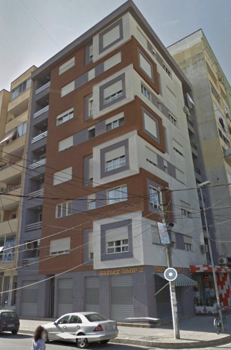 Durres, jepet me qera apartament 2+1+Ballkon Kati 2, 400 € ( APARTAMENT ME QIRA 2+1 (Pranë Kopshtit Sotir Noka, Durrës) 069 378 0684 +3550692039456 Çmimi: 400€ neto)