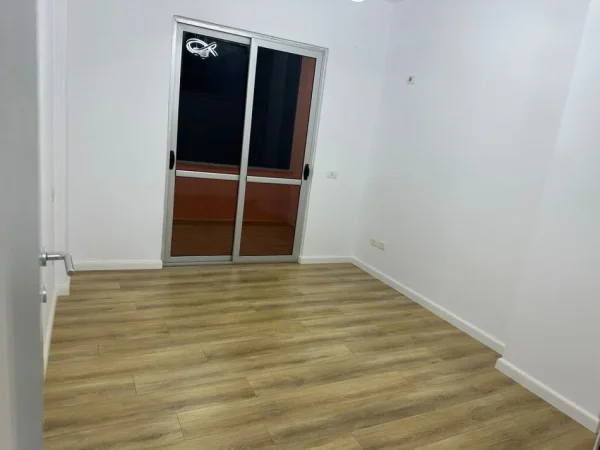 Tirane, shitet apartament 2+1+Ballkon Kati 2, 77 m² 120.000 € (ASTIR)