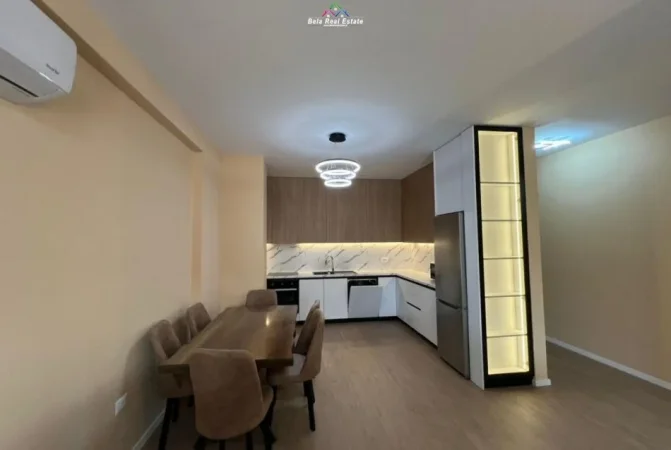 Tirane, jepet me qera apartament 2+1 Kati 2, 170 m² 1.200 € (Liqeni i thate)