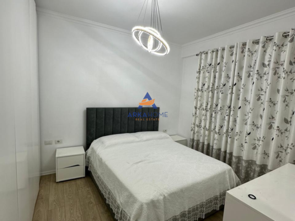 Tirane, shitet apartament 3+1+Ballkon Kati 8, 112 m² 236.000 € 
