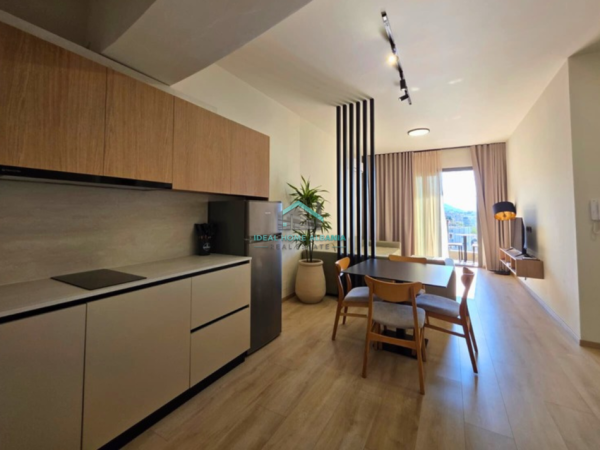 Vlore, shitet apartament 1+1+Ballkon Kati 5, 68 m² 210.000 € (Lungomare)