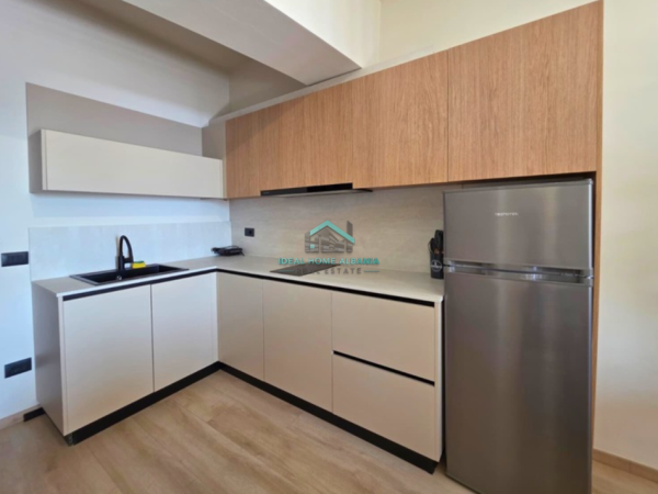 Vlore, shitet apartament 1+1+Ballkon Kati 5, 68 m² 210.000 € (Lungomare)