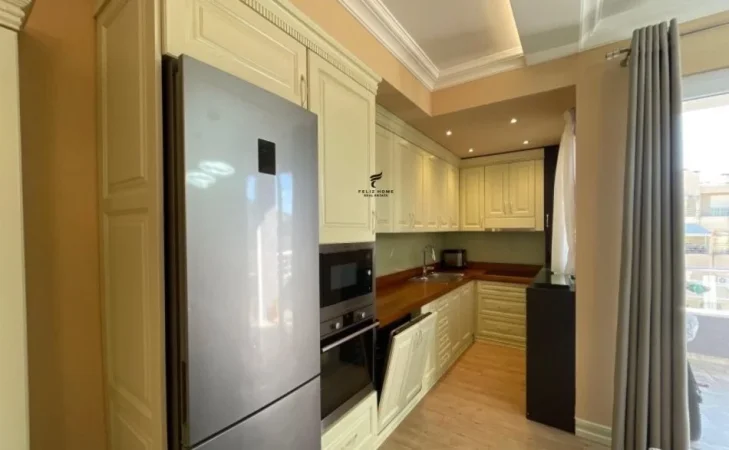 Tirane, jepet me qera apartament 3+1 Kati 5, 126 m² 1.000 € (LIQENI I THATE)