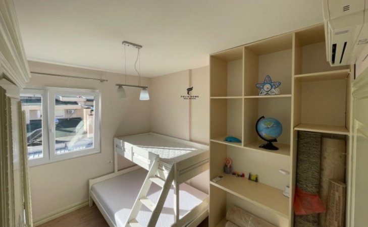 Tirane, jepet me qera apartament 3+1 Kati 5, 126 m² 1.000 € (LIQENI I THATE)