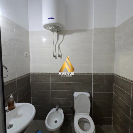 Tirane, jepet me qera ambjent biznesi Kati 0, 50 m² 250 € (Kodra e Diellit)