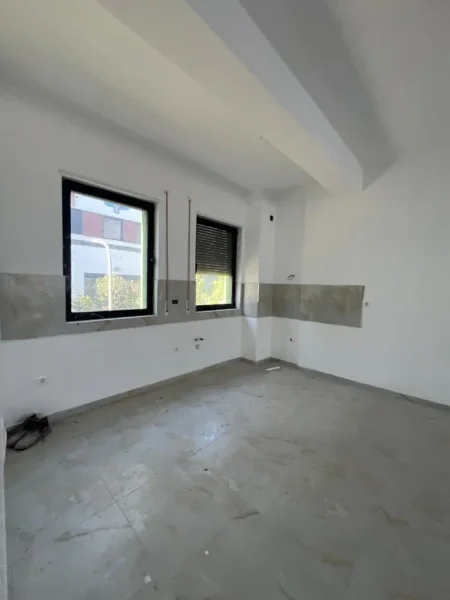 Tirane, shitet apartament duplex 3+1+Aneks+Ballkon , 185 m² 350.000 € 