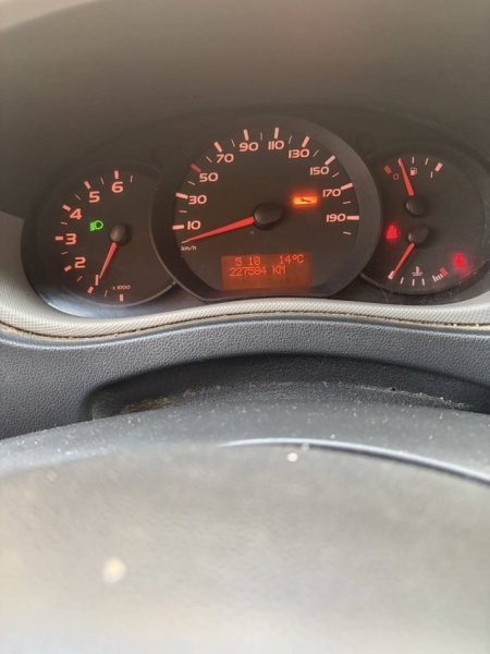 Durres Plazh, shes Furgon RENAULT MASTER Nafte, e bardhë manuale Kondicioner 227.548 km 10.000 €