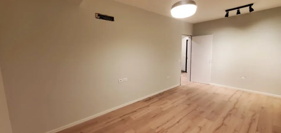 Tirane, jepet me qera apartament 1+1 , 81 m² 640 € (Kodra e Diellit 2)