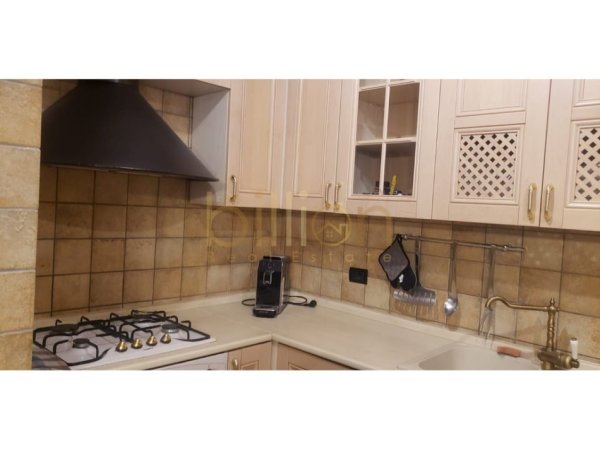 Tirane, shitet apartament 3+1 Kati 7, 112 m² 360.000 € 