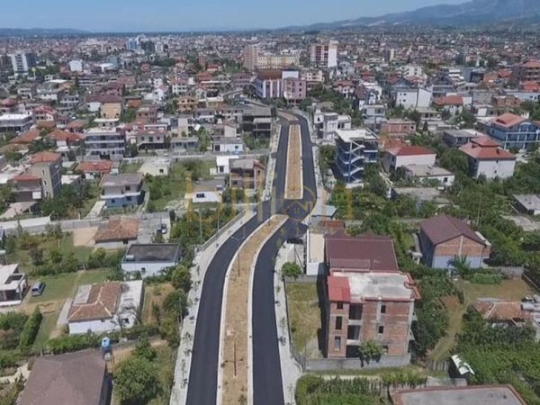 Tirane, shitet apartament Kati 0, 314 m² 