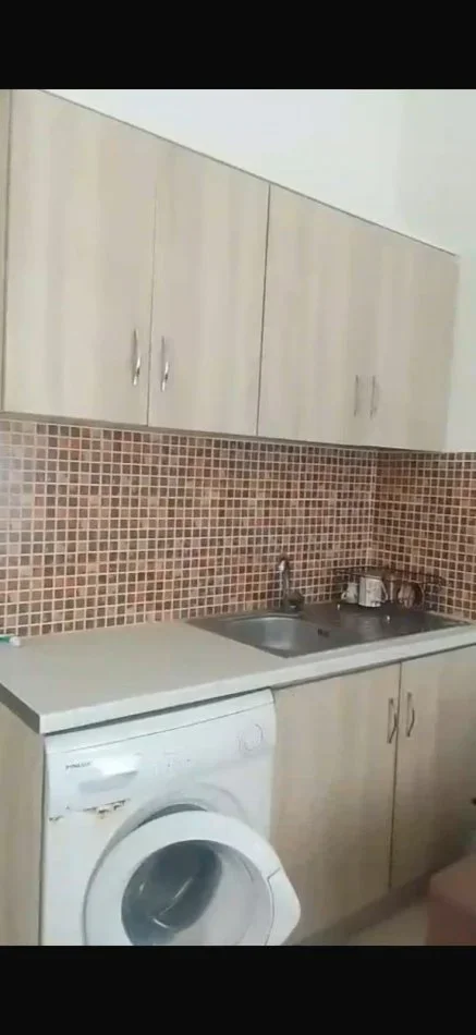 Tirane, jepet me qera garsonier 1+1 Kati 0, 40 m² 300 € (Kodra e Diellit)