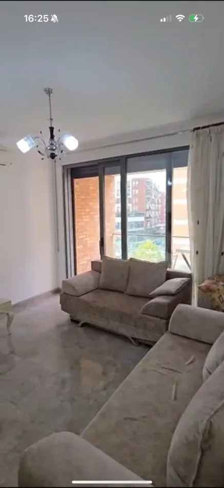 Tirane, jepet me qera apartament 2+1 Kati 3, 90 m² 700 € (Don Bosko)