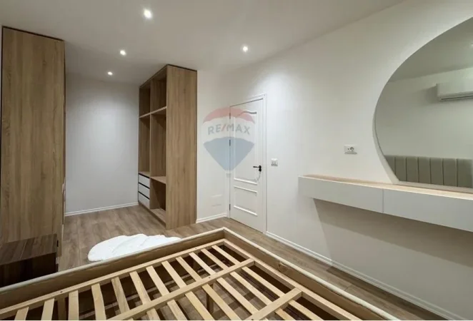 Tirane, shitet apartament 1+1 , 70 m² 178.000 € (Rruga Mine Peza (530181094-136))