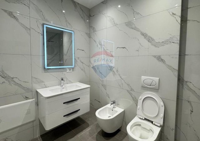 Tirane, shitet apartament 1+1 , 70 m² 178.000 € (Rruga Mine Peza (530181094-136))