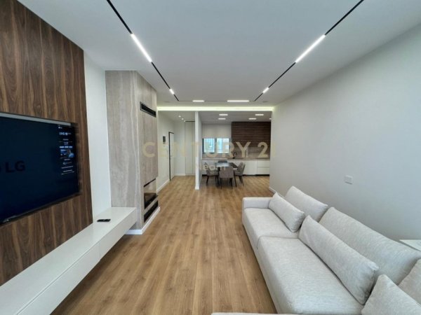 Tirane, jepet me qera apartament 1+1+Ballkon Kati 1, 97 m² 1.350 € (Liqeni Thate)