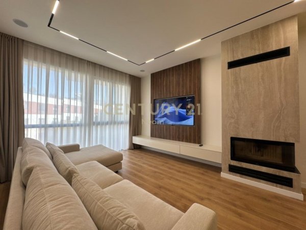 Tirane, jepet me qera apartament 1+1+Ballkon Kati 1, 97 m² 1.350 € (Liqeni Thate)