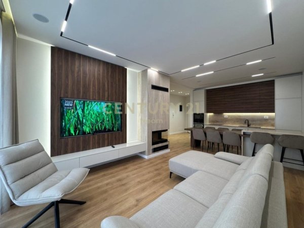 Tirane, jepet me qera apartament 2+1+Ballkon Kati 0, 110 m² 2.100 € (Liqeni Thate)