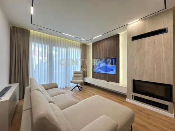 Tirane, jepet me qera apartament 2+1+Ballkon Kati 0, 110 m² 2.100 € (Liqeni Thate)