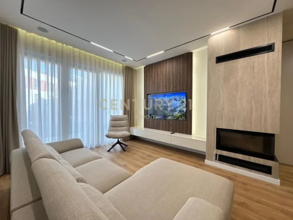 Tirane, jepet me qera apartament 2+1+Ballkon Kati 0, 110 m² 2.100 € (Liqeni Thate)