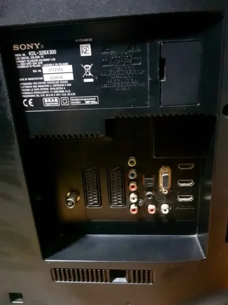 Lushnje, shes Televizor Tv Sony, 32 inch. 33 mij lek te vjetra. (Lexoni te dhenat)