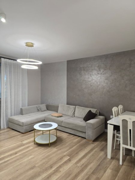 Tirane, jepet me qera apartament 2+1 Kati 1, 98 m² 600 € (yzberisht)