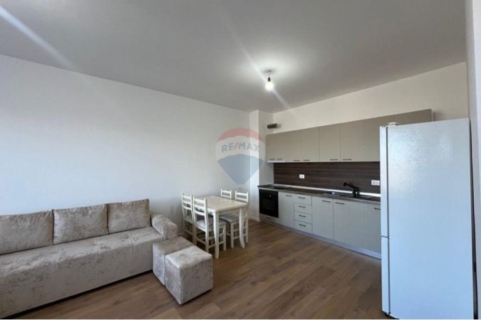 Tirane, jepet me qera apartament 1+1 , 70 m² 550 € (Don Bosco prane vizion plus)