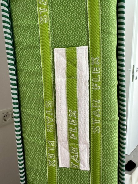 Tirane, shes shes dyshek tek 30 euro ne gjendje perfekte 30 €