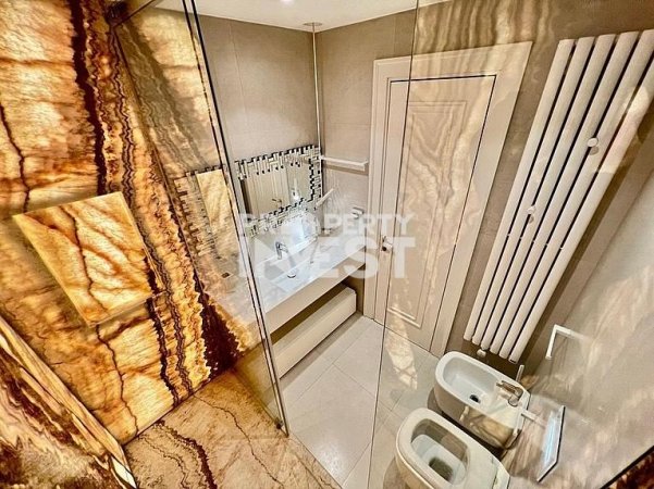 Tirane, shitet apartament 2+1 Kati 3, 165 m² 369.000 € (Kopshti Botanik)