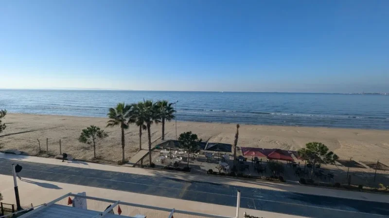 Durres Plazh, jepet me qera apartament 1+1+Ballkon Kati 2, 62 m² 449 € (Rruga Agave)