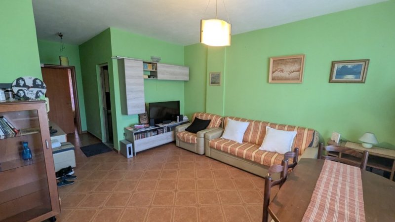 Durres Plazh, jepet me qera apartament 1+1+Ballkon Kati 2, 62 m² 449 € (Rruga Agave)