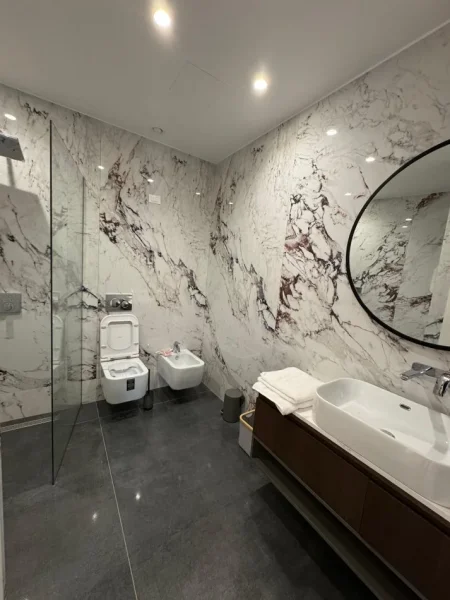 Tirane, shitet apartament 2+1 Kati 6, 135 m²  (Liqeni i Tiranes)