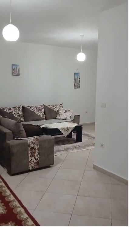 JEPET ME QERA APARTAMENT 1+1 NE ASTIR, 400 €URO