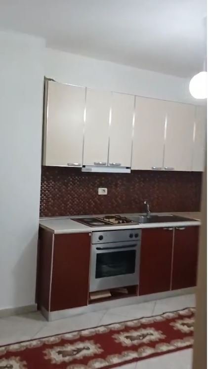 JEPET ME QERA APARTAMENT 1+1 NE ASTIR, 400 €URO
