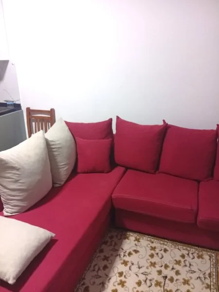 Shitet Apartament 1+1 ne 5 Maj, pas Concordit,   100.700 €URO JO ME KREDI