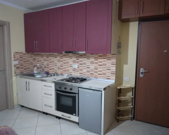 Tirane, jepet me qera apartament 1+1 Kati 3, 56 m² 400 € (qyteti studenti)