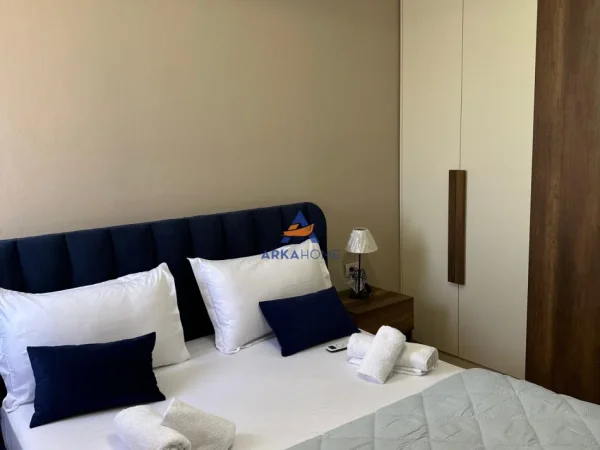 Tirane, jepet me qera apartament 2+1+Ballkon Kati 7, 100 m² 675 € 