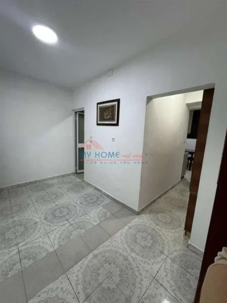Tirane, jepet me qera apartament 1+1+Aneks Kati 1, 50 m² 500 € (RRuga Isuf Elezi)