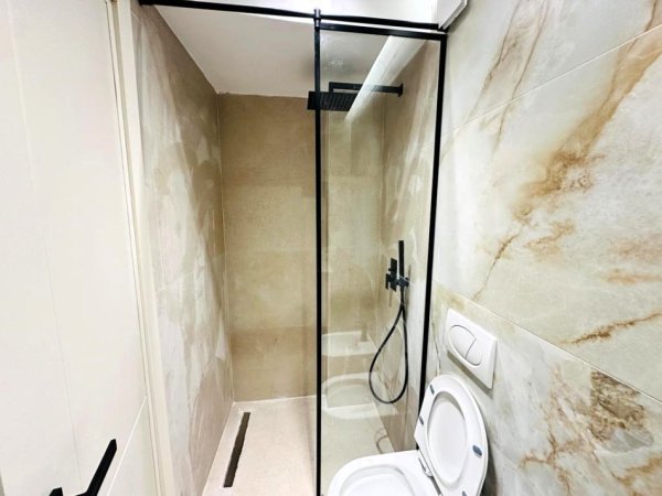 Tirane, shitet apartament 1+1 Kati 3, 48 m² 128.000 € (21 dhjetori)