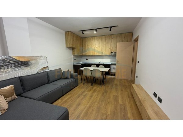 Tirane, shitet apartament 2+1 Kati 8, 78 m² 127.000 € (ASTIR)