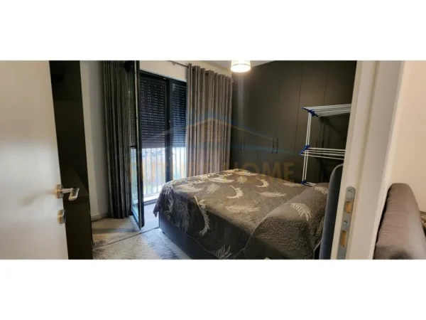 Tirane, shitet apartament 2+1+Ballkon Kati 2, 75 m² 150.000 € (Porcelan)