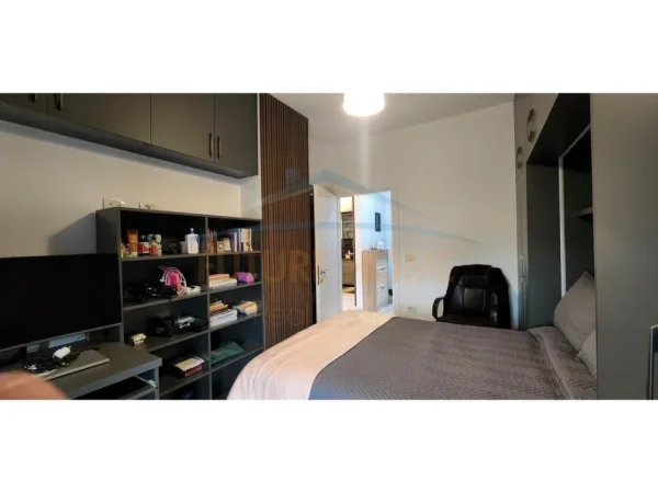 Tirane, shitet apartament 2+1+Ballkon Kati 2, 75 m² 150.000 € (Porcelan)