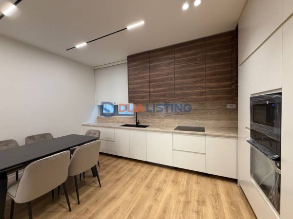 Tirane, jepet me qera apartament 1+1+Ballkon Kati 2, 78 m² 1.350 € (Green Valley)